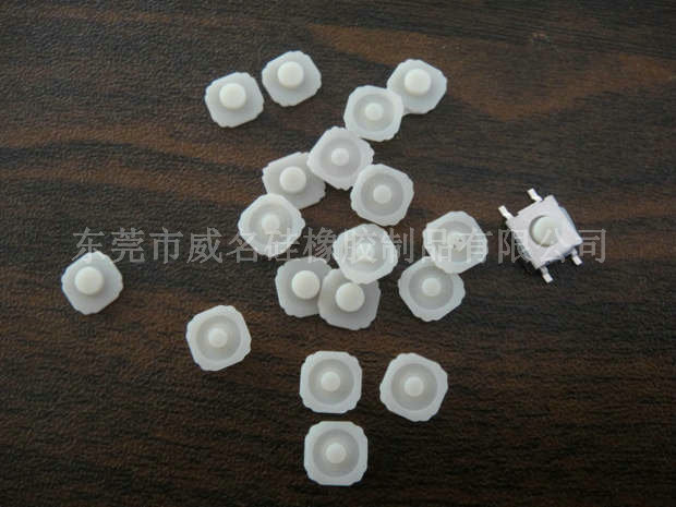 有腳單點硅膠按鍵，觸感非常